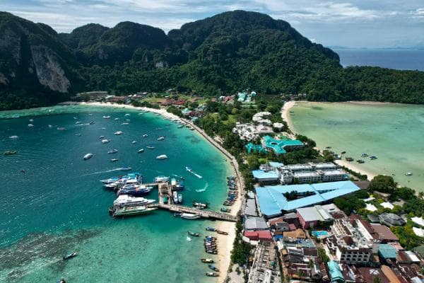 Hotels in Koh Phi Phi, Thailand