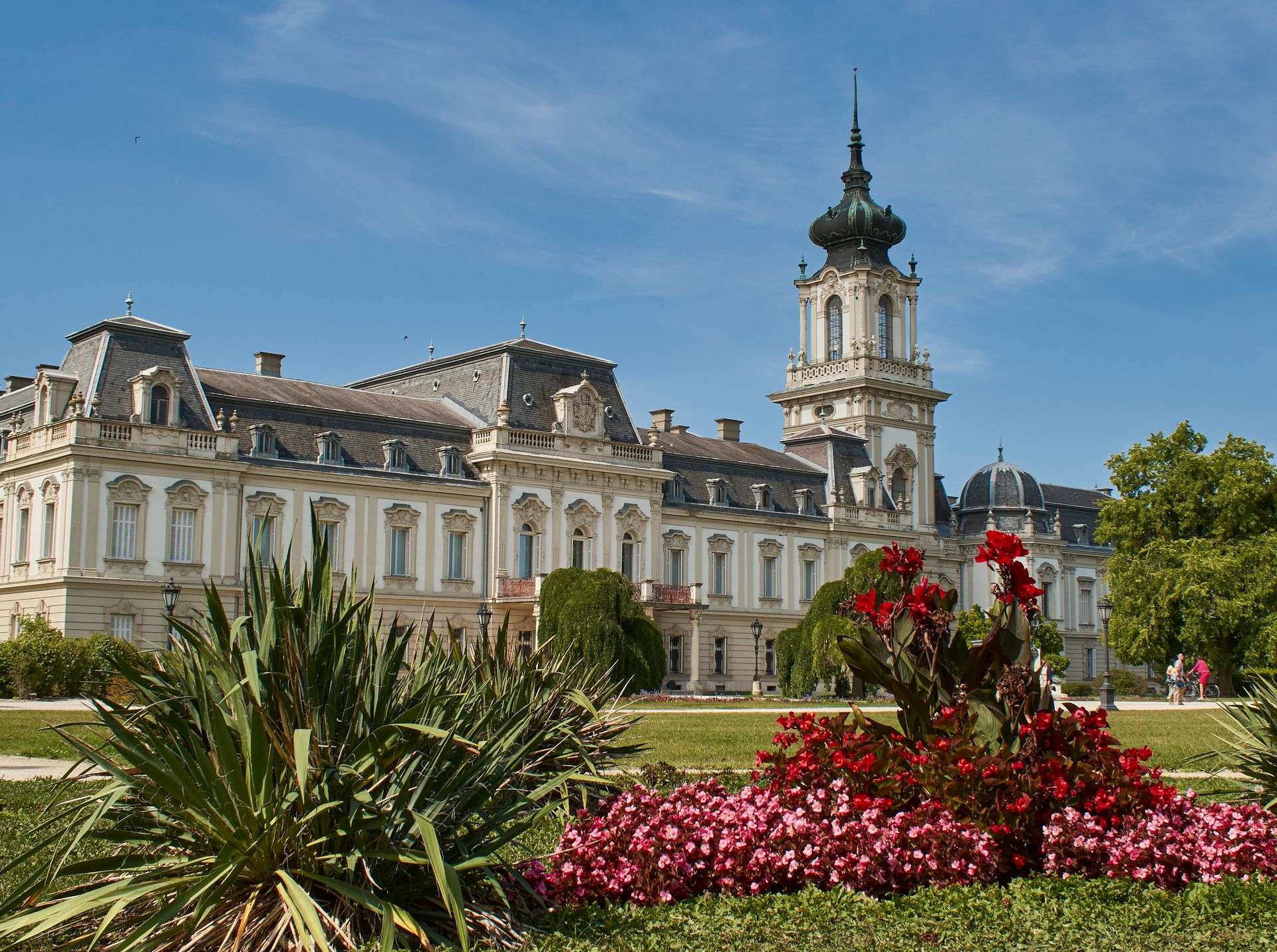Hotels on the Great Hungarian Plain — Debrecen city stays, open steppe landscapes, Hortobágy heritage routes, thermal towns and slower inland touring