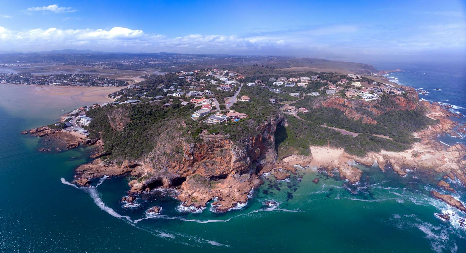 Hotels on the Garden Route — Knysna lagoon districts, George gateway quarters and scenic coastal South Africa hotel planning