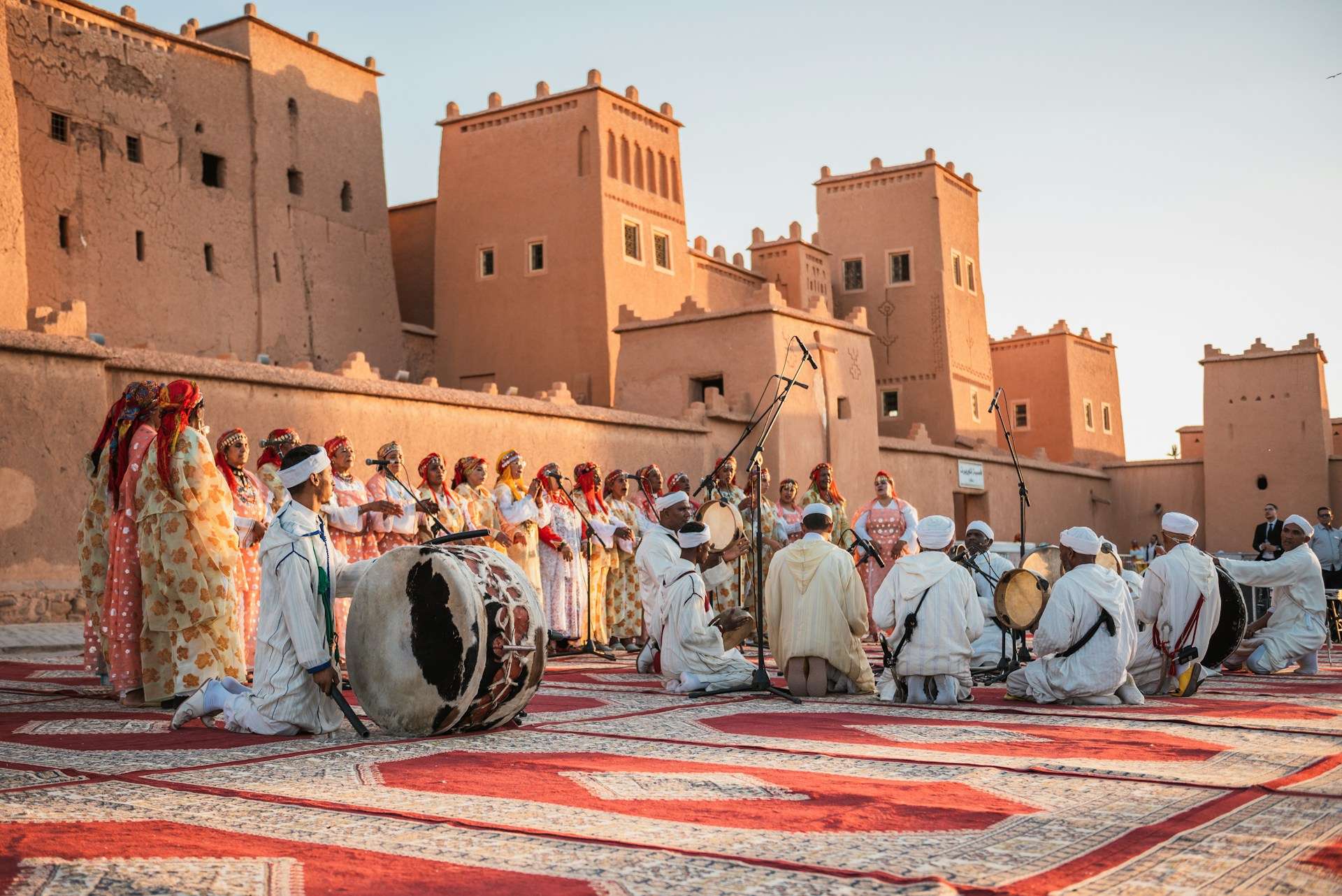 Hotels in Atlas Mountains Morocco — High Atlas gateway towns, Ouarzazate corridors, mountain village stays and city-versus-mountain base trade-offs