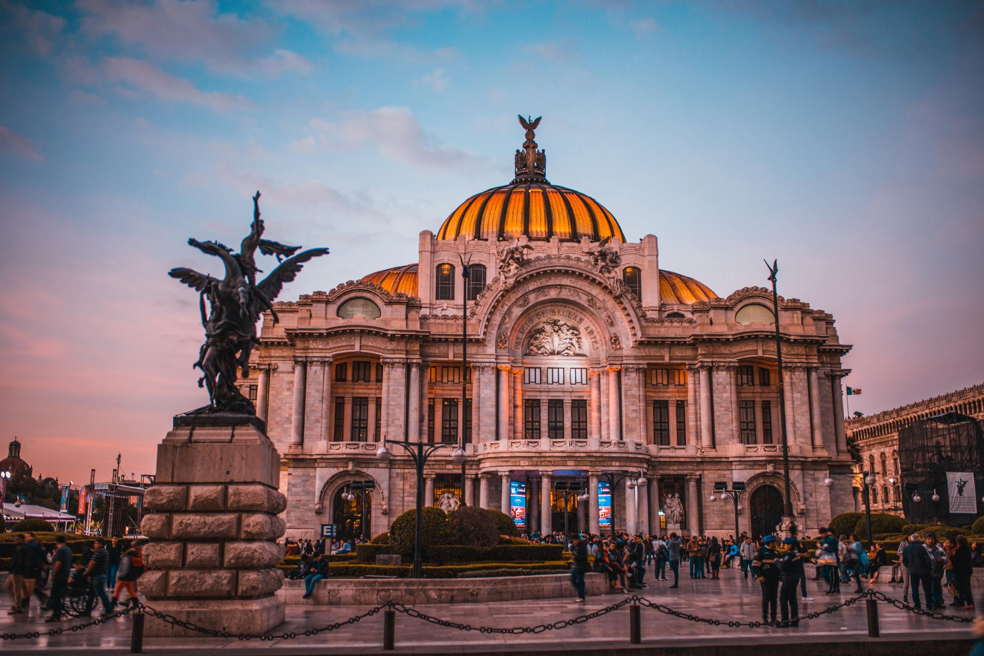 Mexico City, Mexico destination header