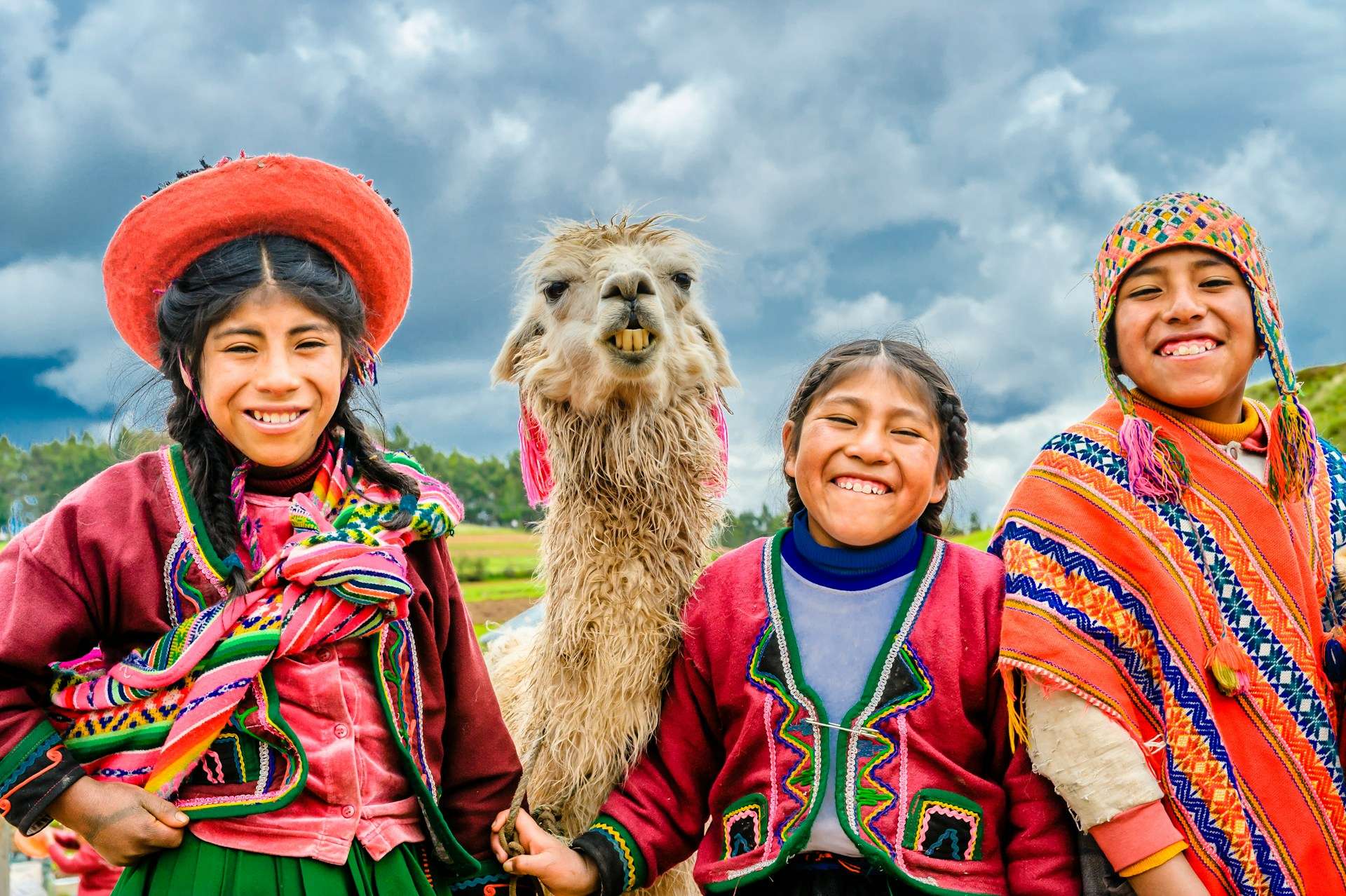 Hotels in Cusco, Sacred Valley and Machu Picchu — Cusco heritage quarters, Urubamba valley districts, Aguas Calientes base areas and highland hotel planning