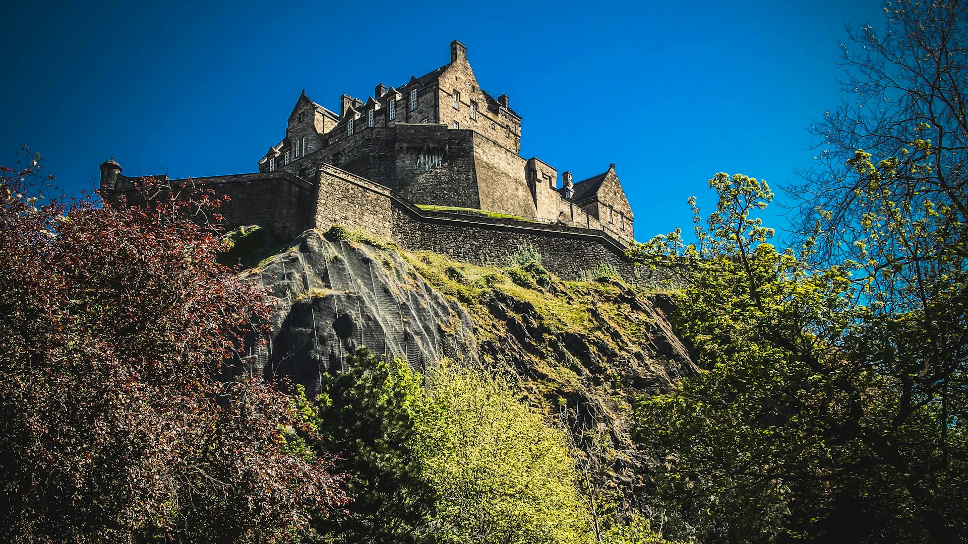 Edinburgh, United Kingdom destination header