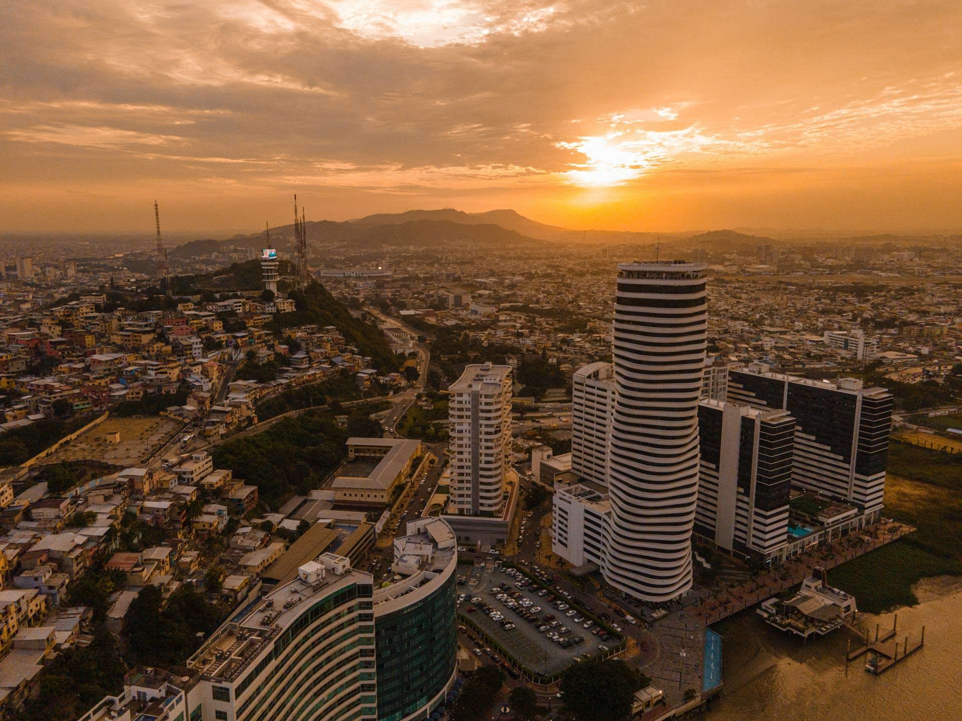 Hotels on Ecuador's Pacific Coast — Guayaquil gateway districts, Manta beach corridors and warm-weather Ecuador hotel planning