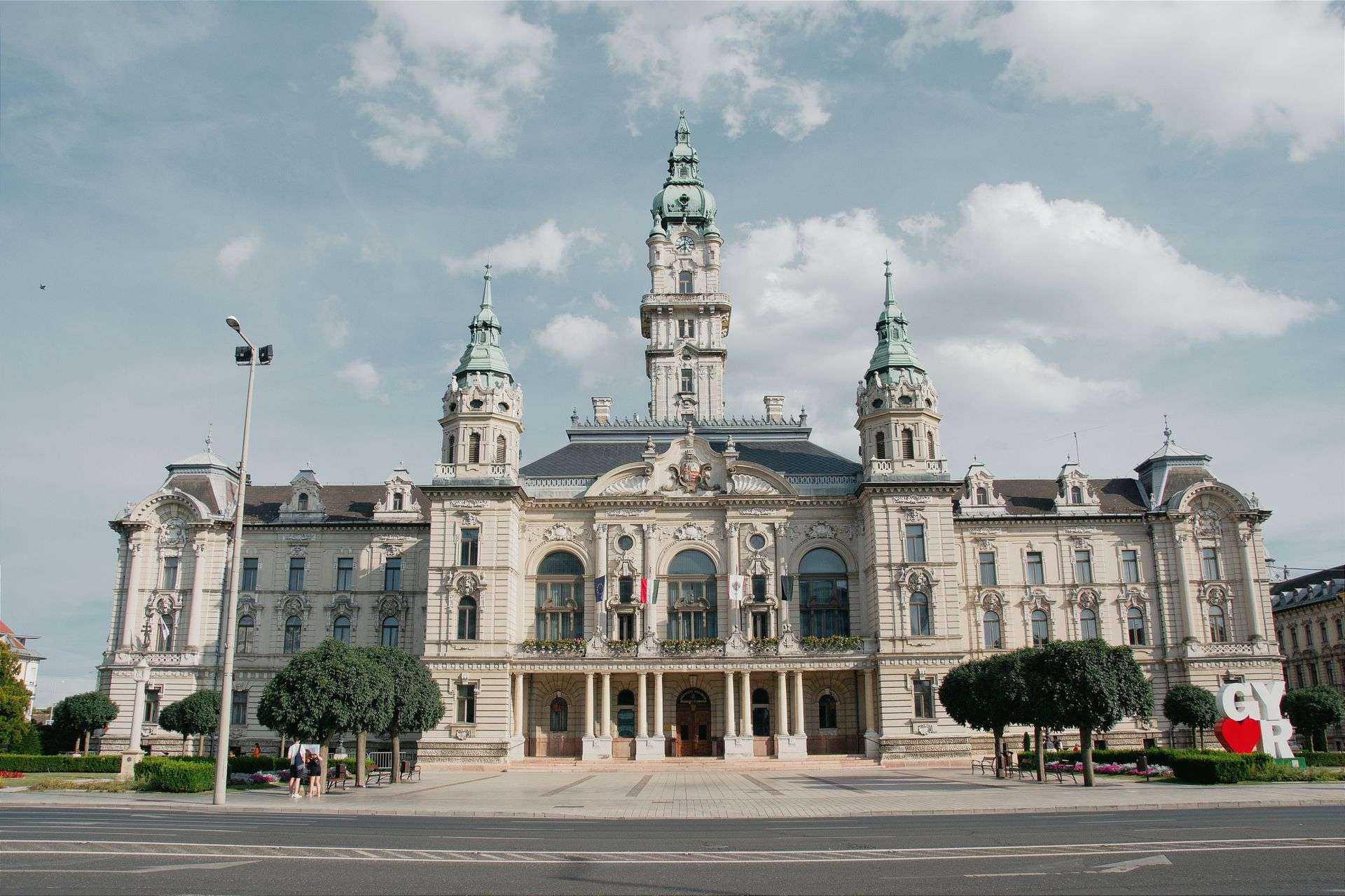 Hotels in Western Hungary — Győr baroque centre, Sopron border-town heritage, Austria-facing gateway routes, Lake Fertő scenery and cross-border touring