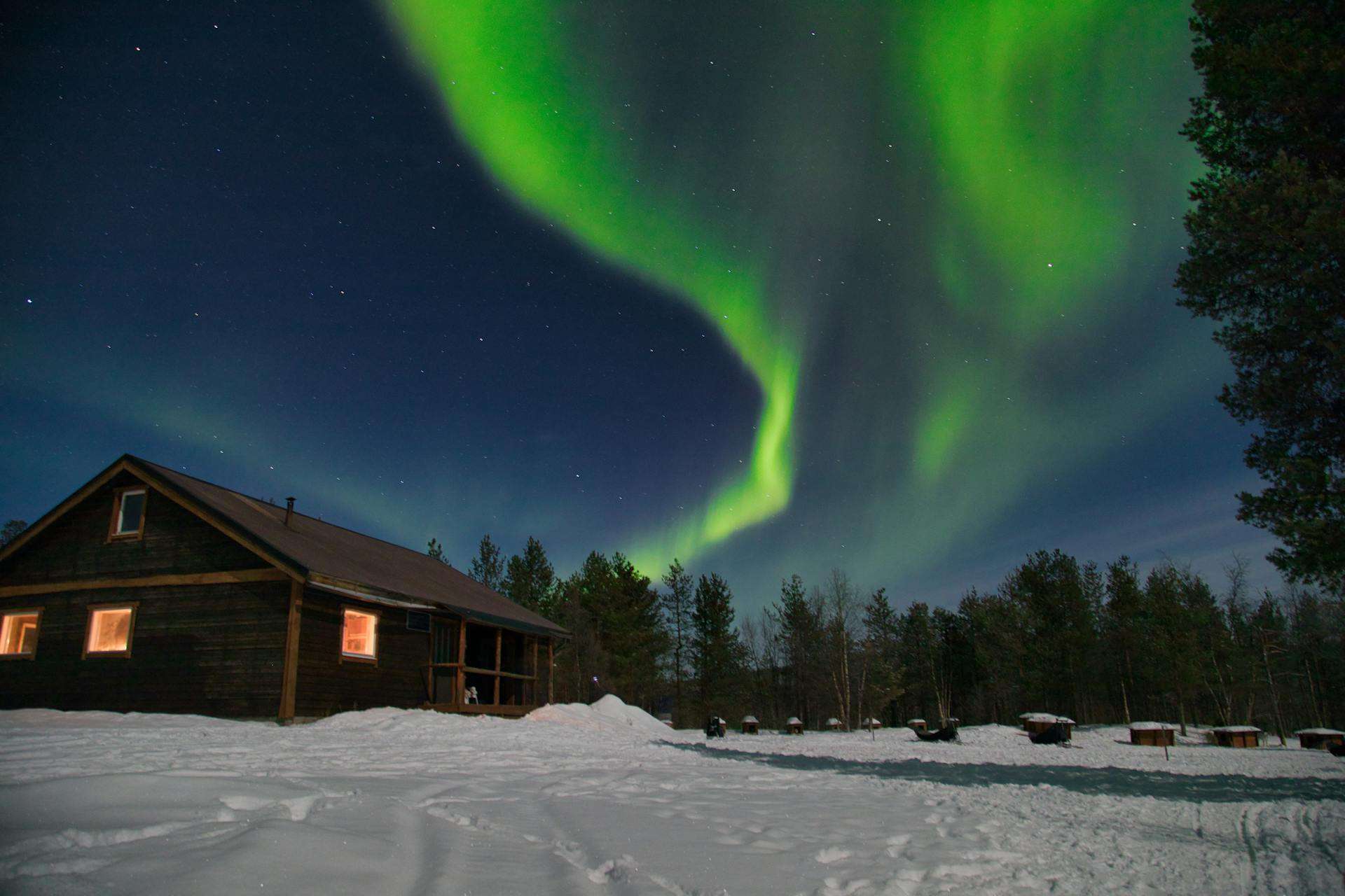 Hotels in Swedish Lapland — Kiruna town bases, Abisko access, Sami heritage districts, winter planning and Arctic travel logistics across far-north Sweden