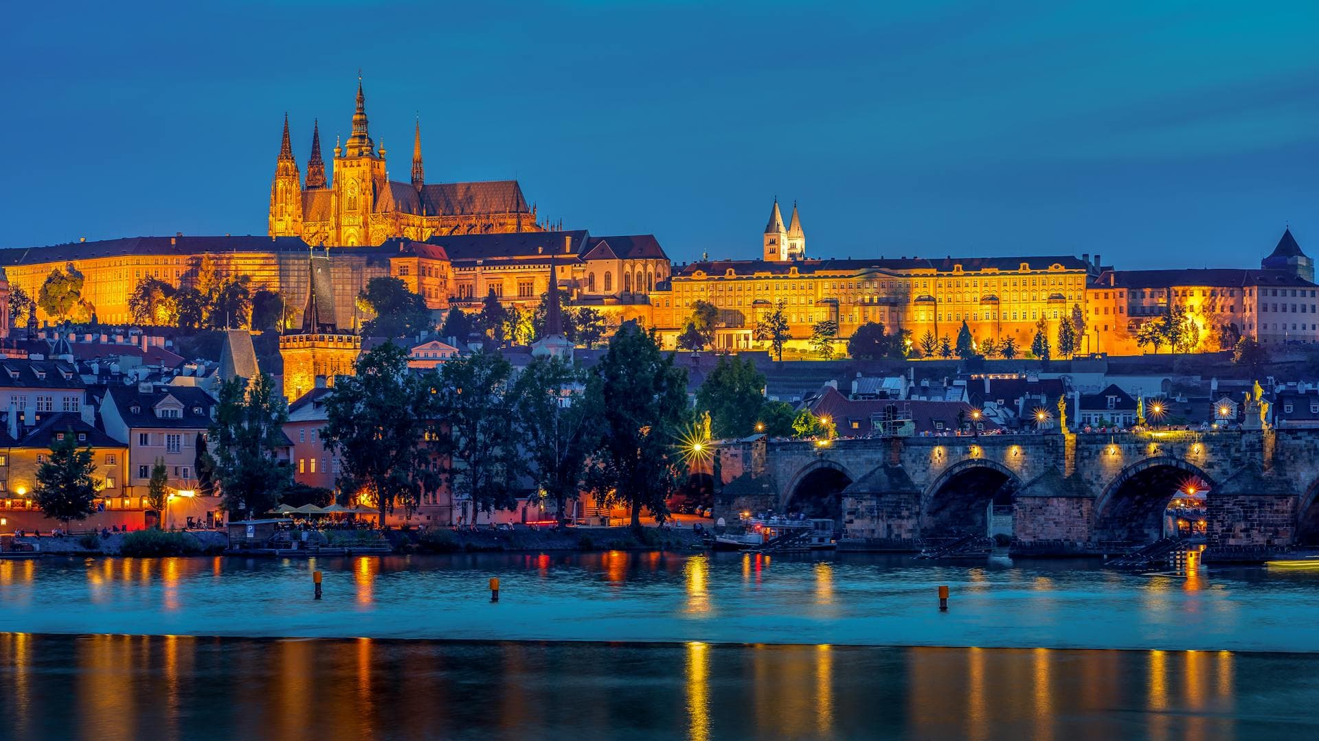 Hotels in Prague Region — Old Town, Lesser Town, Prague Castle, Vinohrady, station areas and riverside districts