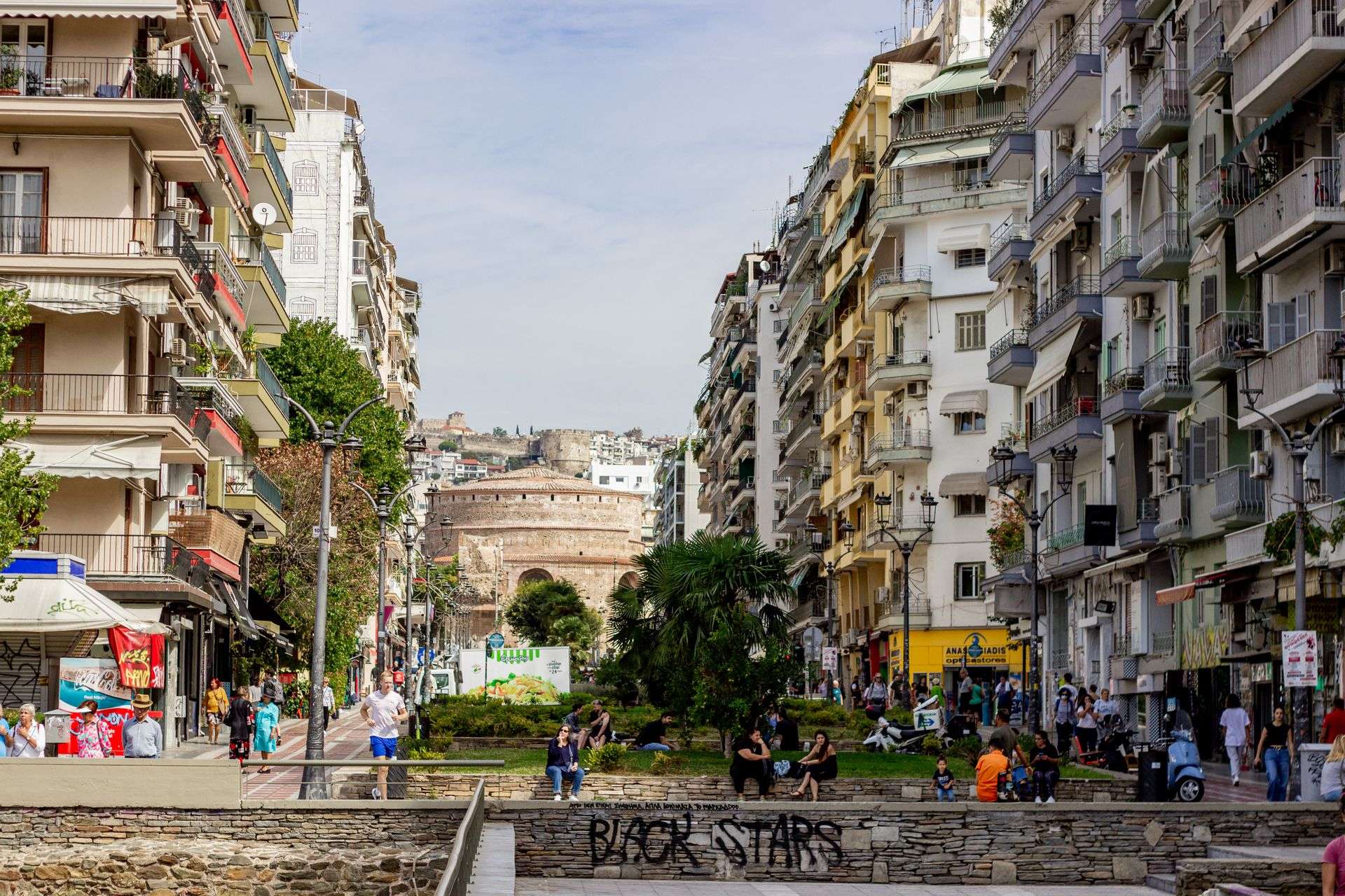 Hotels in Northern Greece — Thessaloniki waterfront, old town, cultural stays, coastal trips and regional touring bases